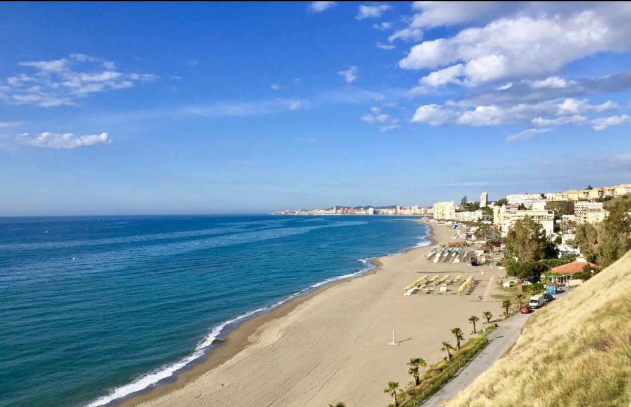 Apartment With Beach Views Fuengirola Exterior photo